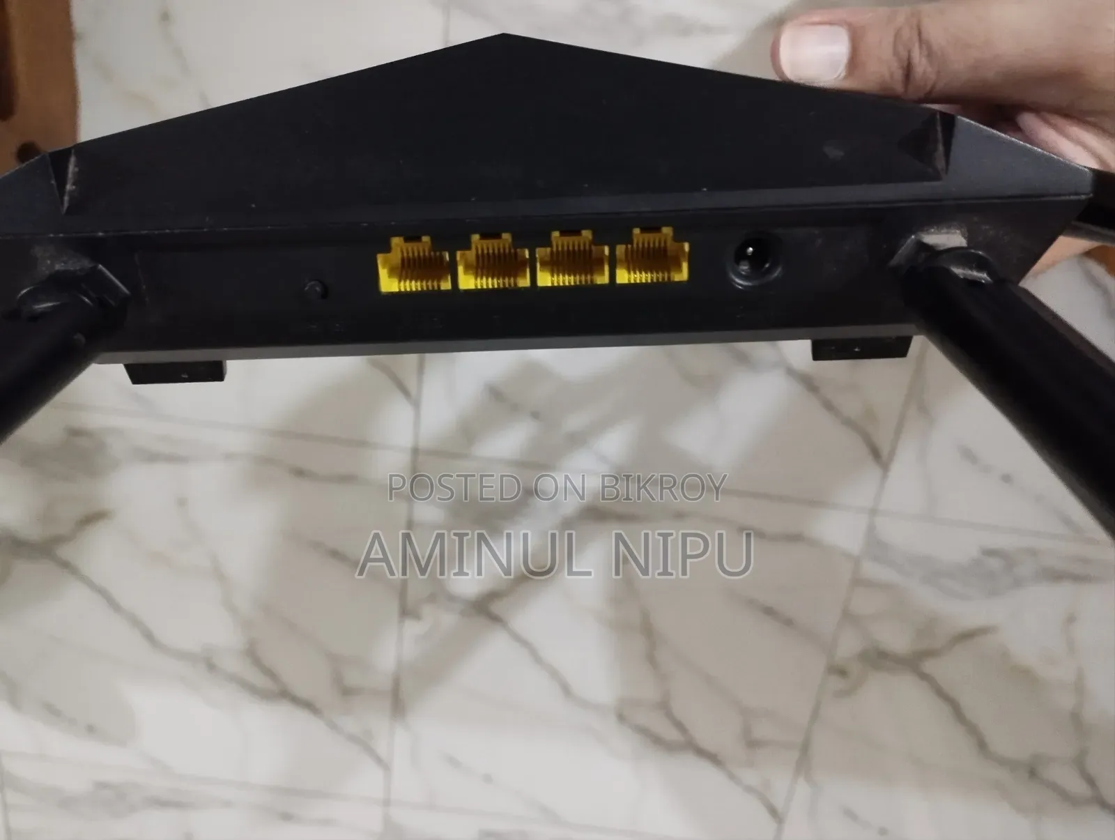 গিগাবিট ডুয়াল ব্যান্ড ওয়াইফাই রাউটার