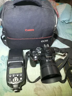 Nikon D5300 DSLR Camera