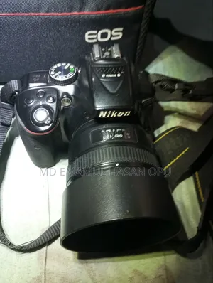 Nikon D5300 DSLR Camera