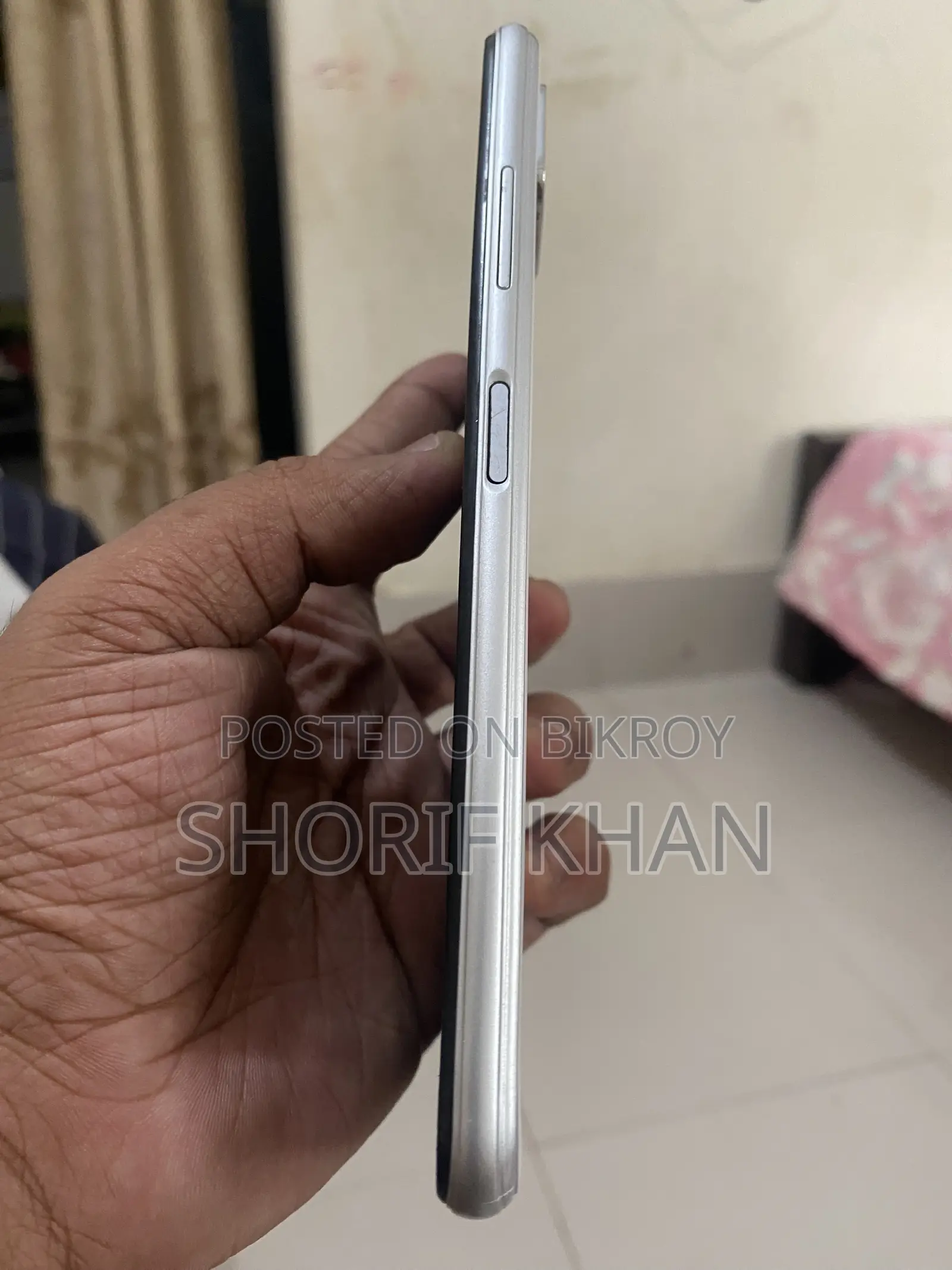 স্যামসাং গ্যালাক্সি এ২২ ৫জি ১২৮ জিবি হোয়াইট