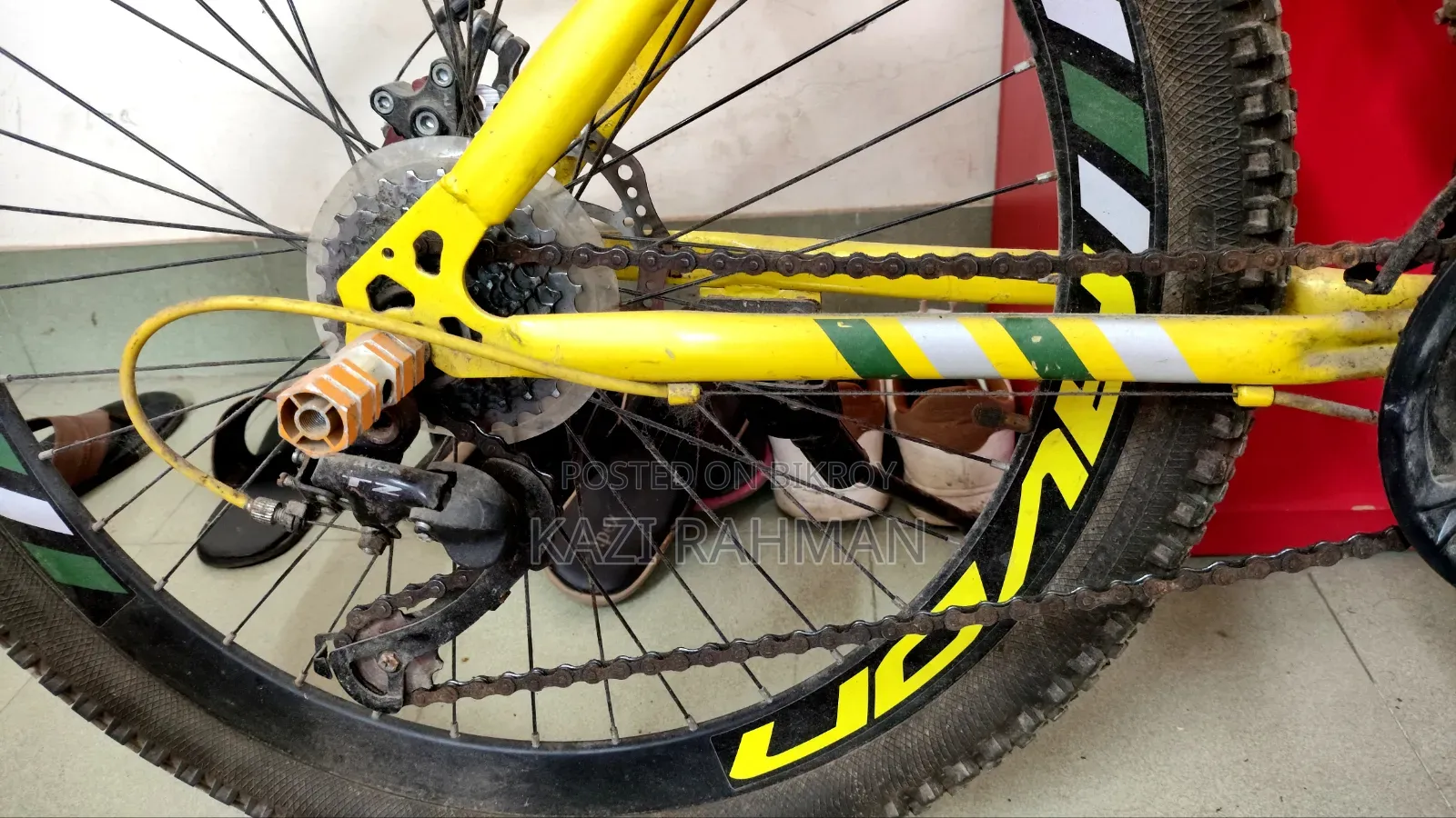 Avon CRV 4.4 (26-Inch), (24-Speed) Mountain Gear Bicycle
