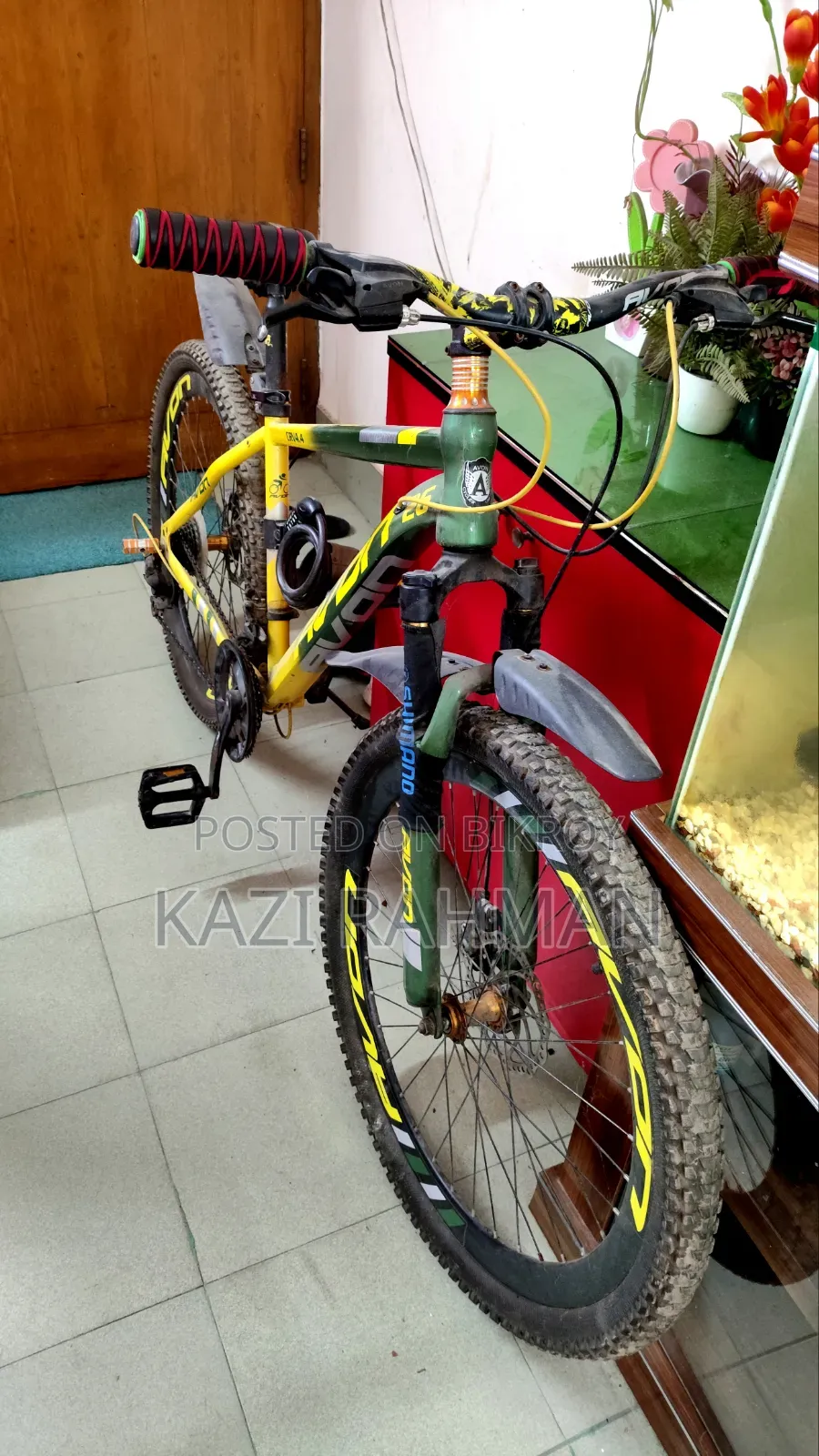 Avon CRV 4.4 (26-Inch), (24-Speed) Mountain Gear Bicycle