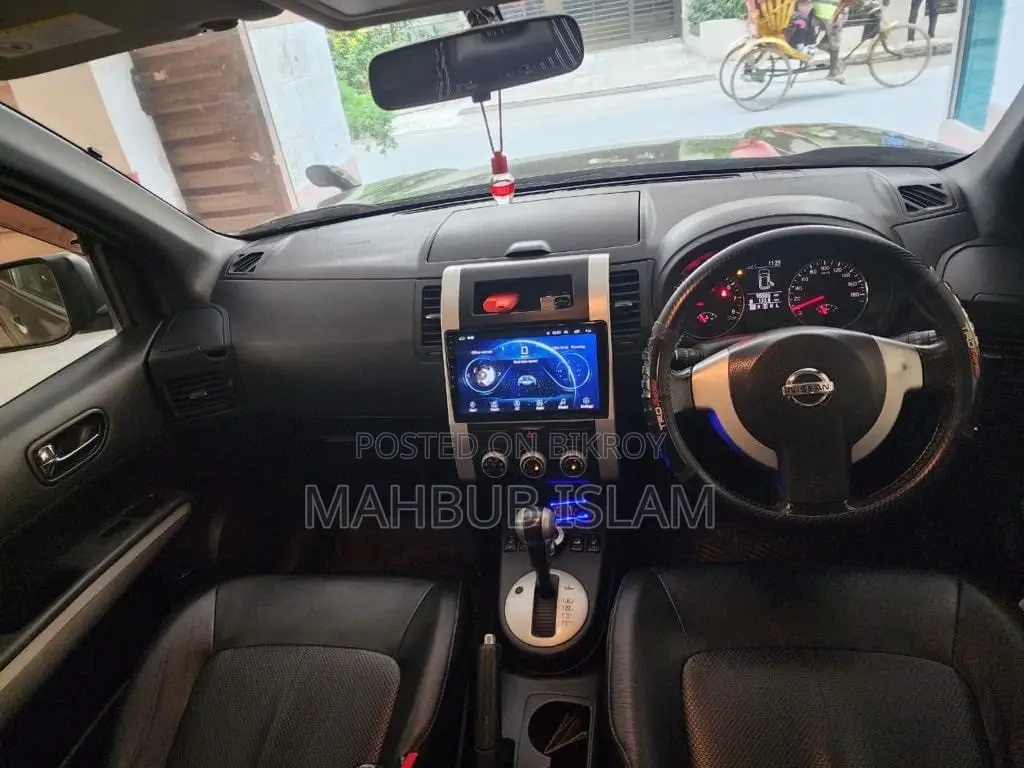 Nissan X-Trail 2011 Black