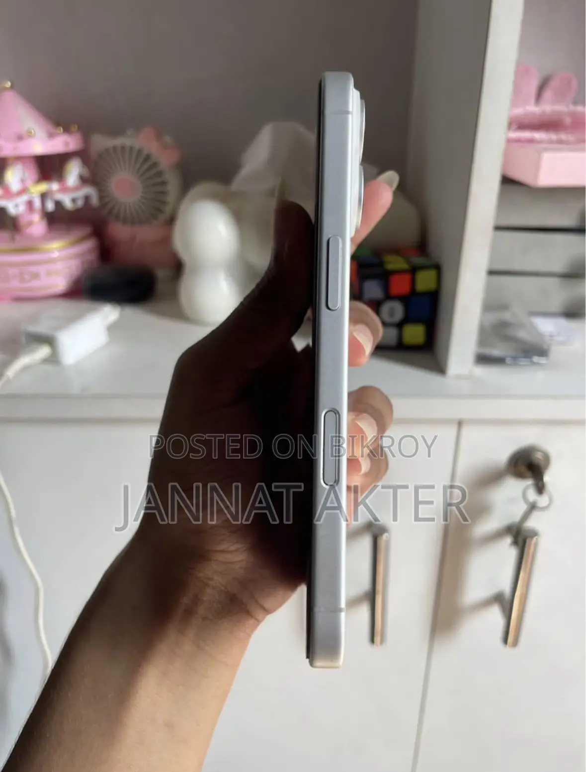 অ্যাপল আইফোন ১৬ ১২৮ জিবি হোয়াইট