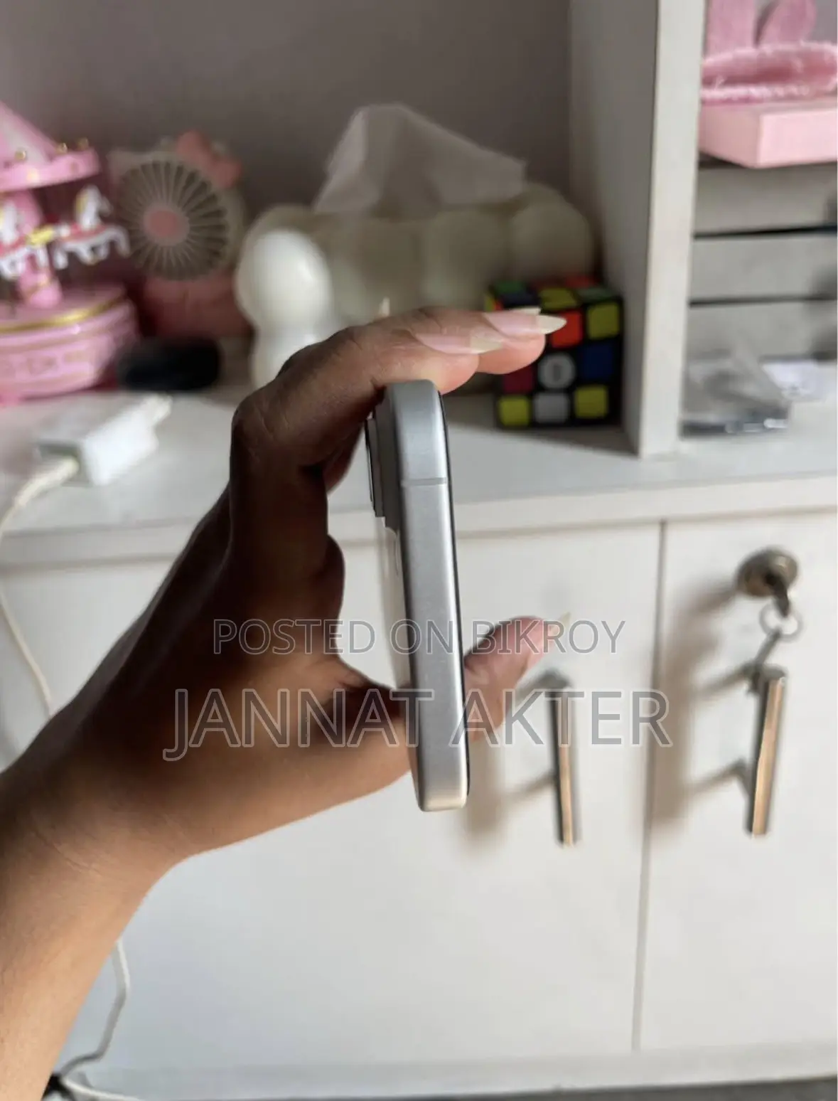 অ্যাপল আইফোন ১৬ ১২৮ জিবি হোয়াইট
