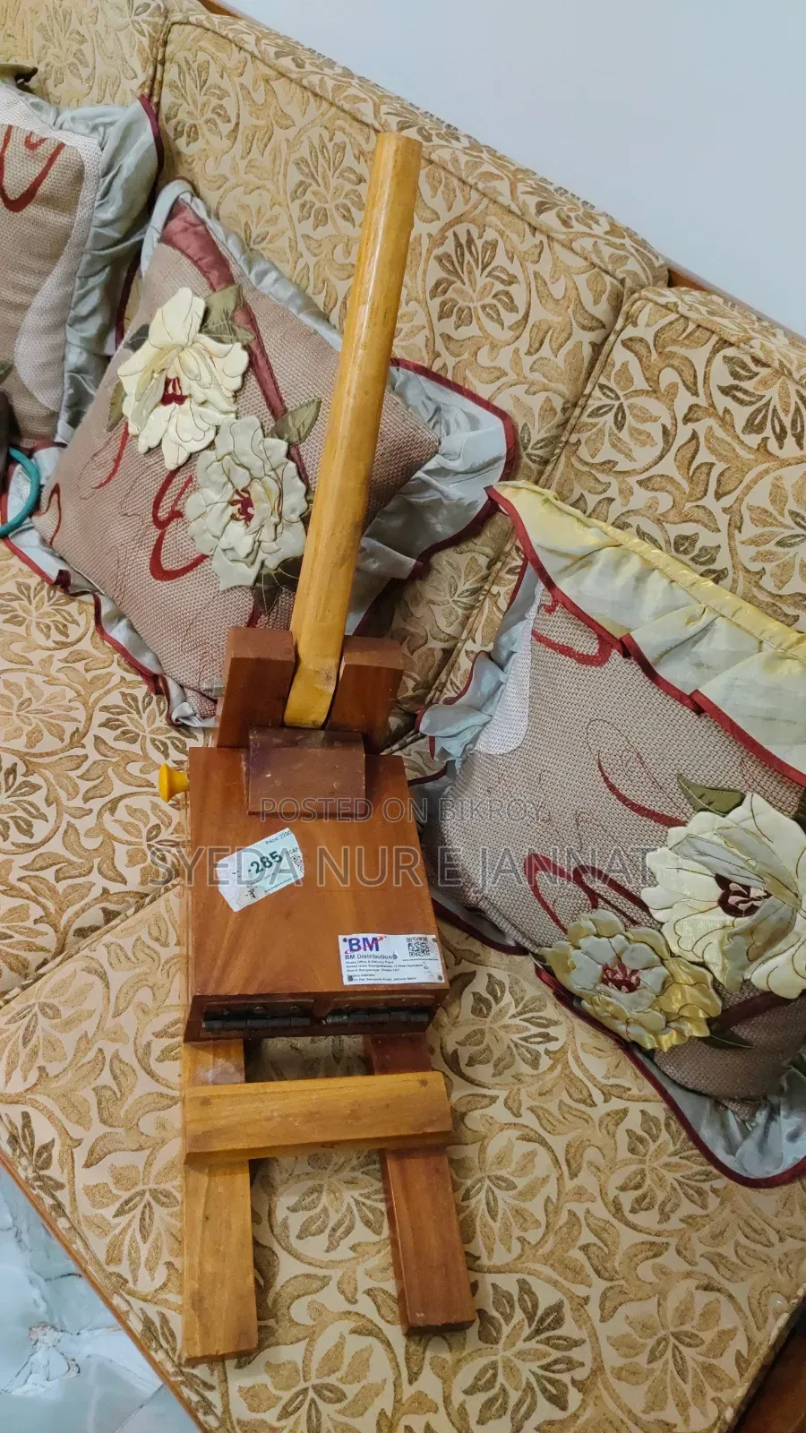 বড় সাইজের মেহগনি কাঠের রুটি বেলার মেশিন সেল হবে