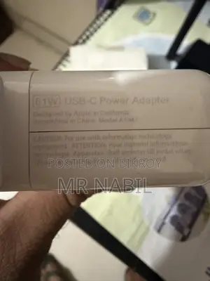 Original Apple 61W Charger