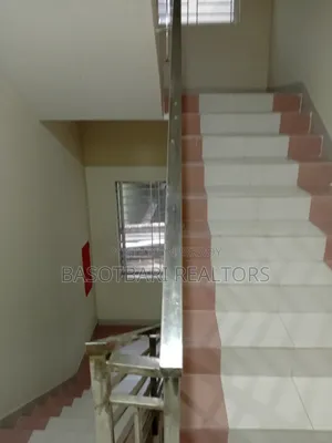 খিলগাঁও এ ৩ বেডরুমের অ্যাপার্টমেন্ট বিক্রয়ের জন্য