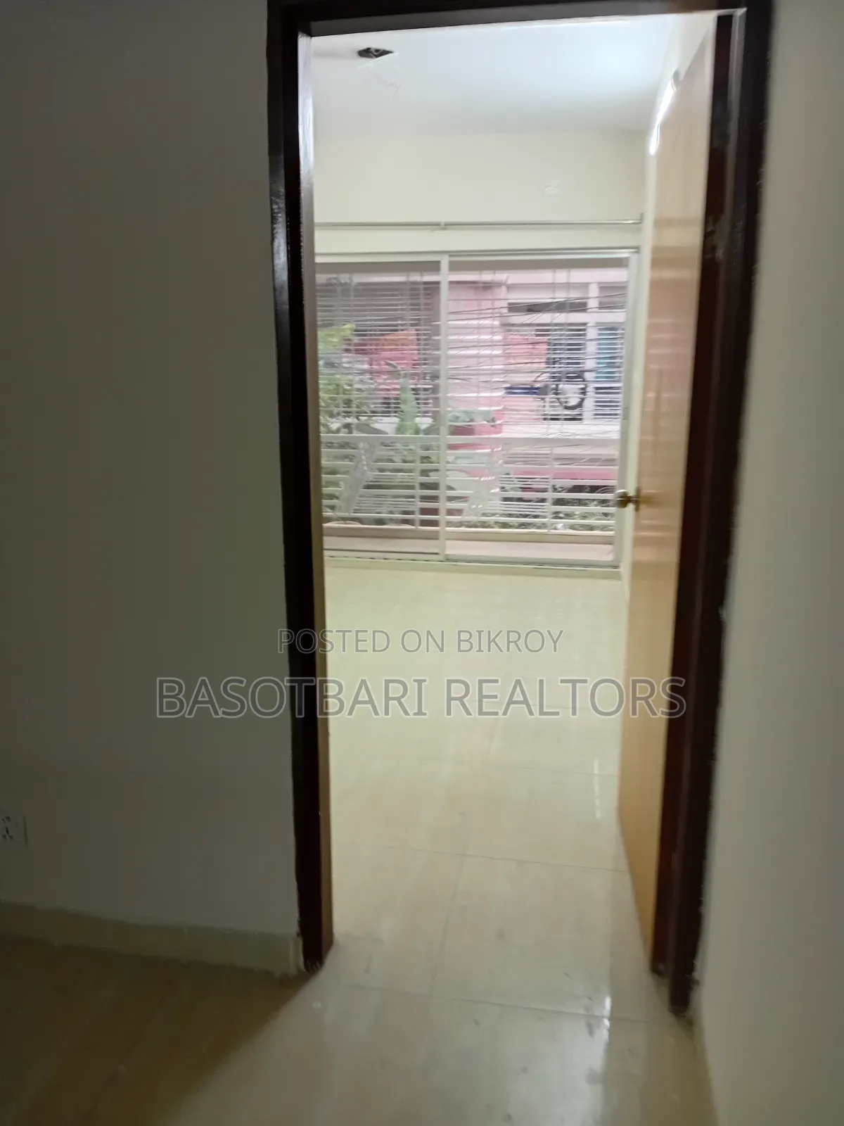 3-Bedroom Apartment in Khilgaon for sale