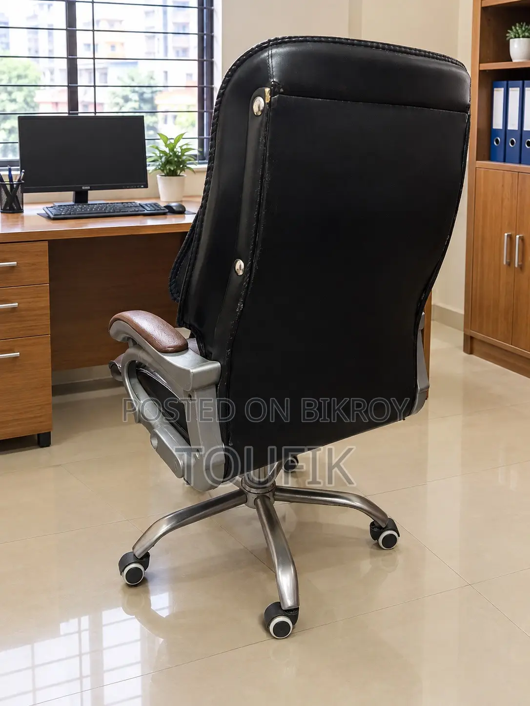 অফিস চেয়ার, সিইও চেয়ার