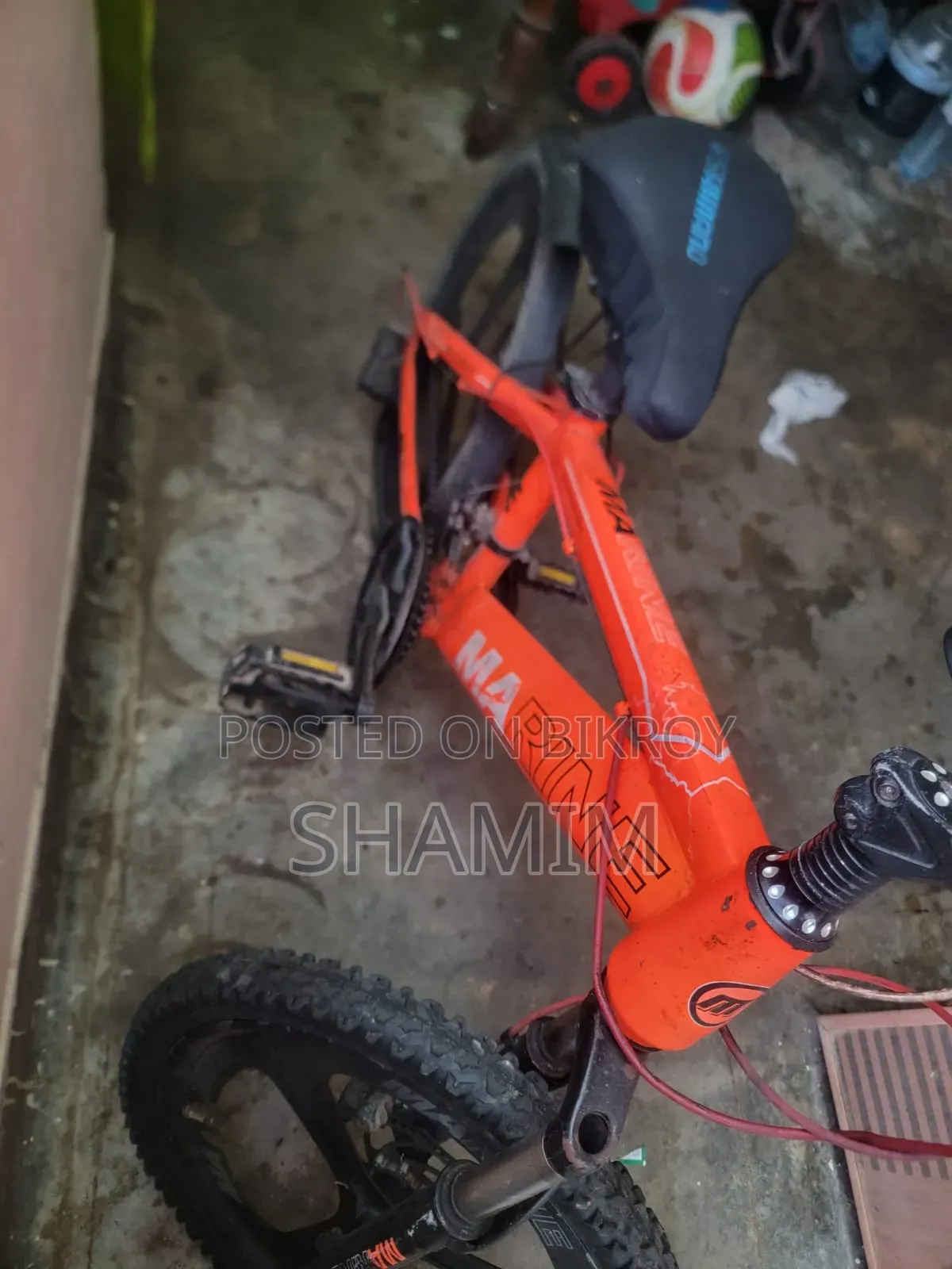Bicycle completely fresh. No problems, front wheel newly installed.