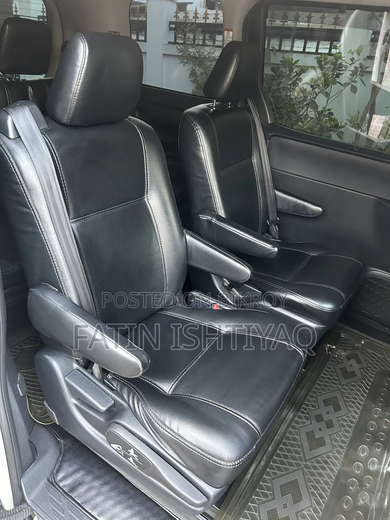 Toyota Noah 2014 Pearl