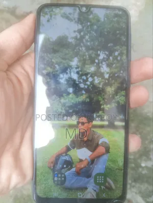 Samsung Galaxy M21 64 GB Black