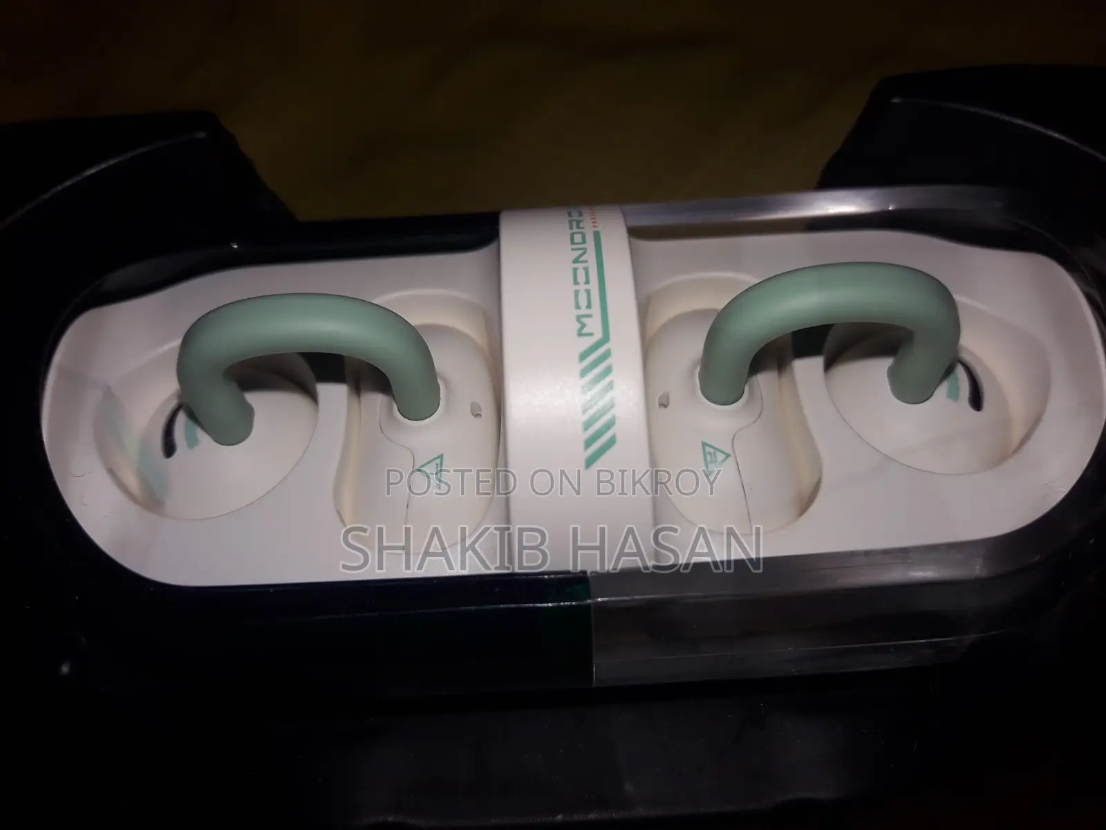 মুনড্রপ পিল ওপেন ইয়ার হেডফোন