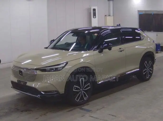 Honda Vezel 2022 Beige