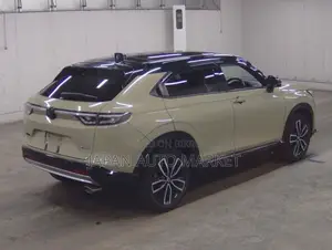 Honda Vezel 2022 Beige