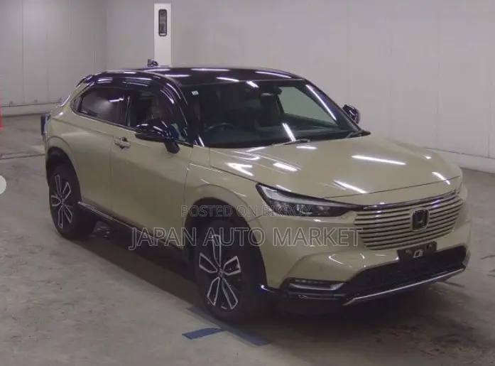 Honda Vezel 2022 Beige
