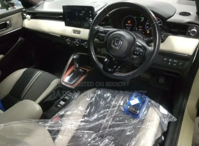 Honda Vezel 2022 Beige