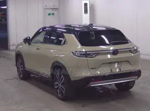 Honda Vezel 2022 Beige