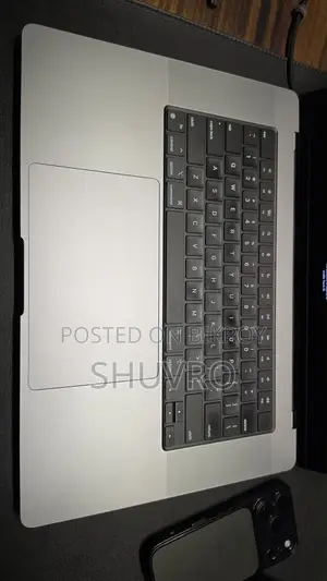 Laptop Apple MacBook Pro 2021 M1 16GB Apple M1 Pro SSD 1TB