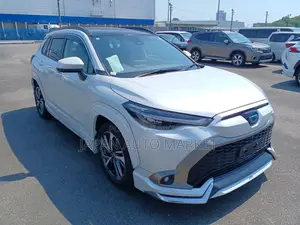 Toyota Corolla Cross 2023 Pearl