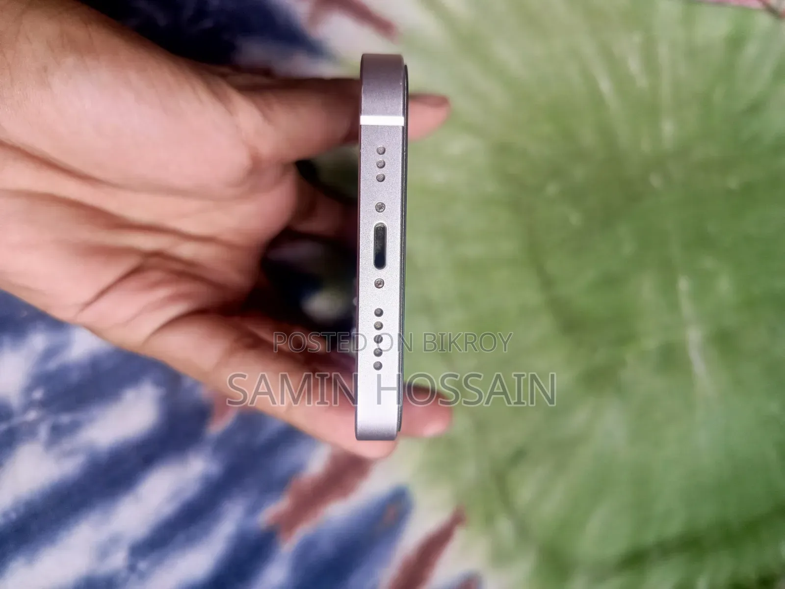 অ্যাপল আইফোন ১৩ ১২৮ জিবি হোয়াইট
