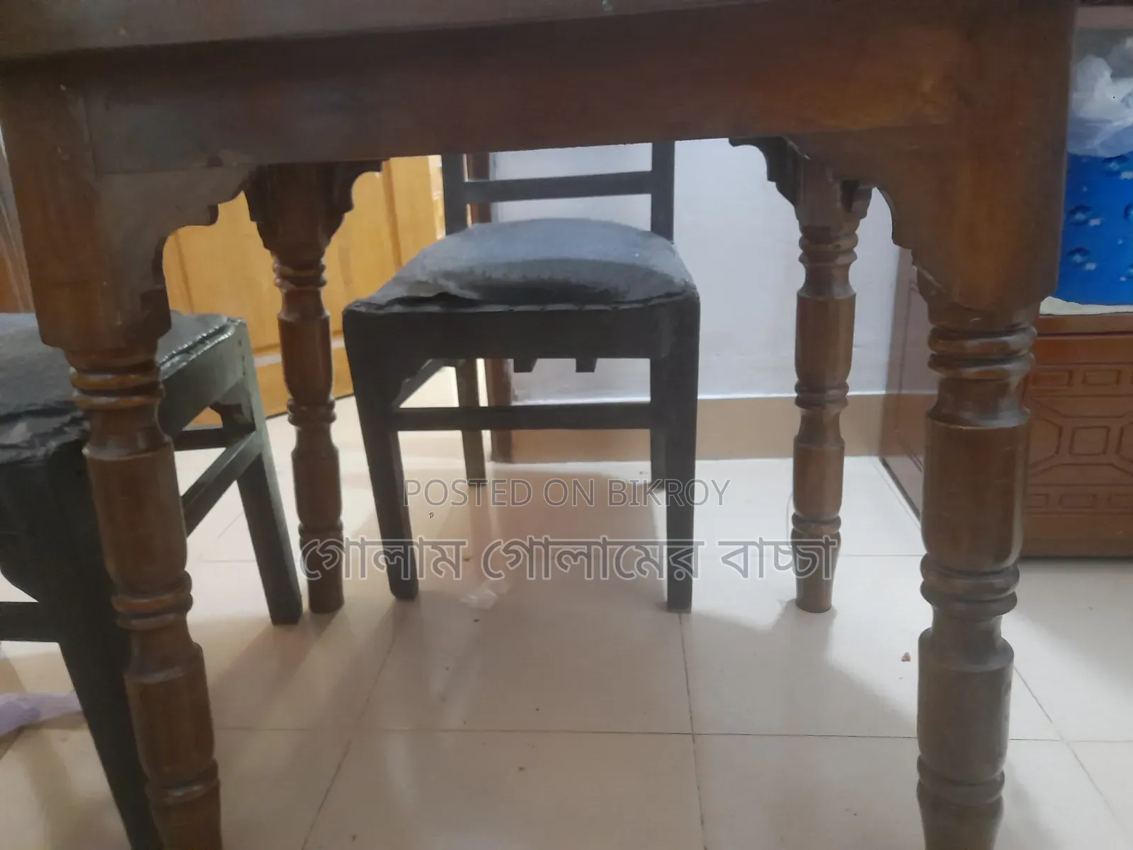 ৩৬/২৬ ছোট ডাইনিং টেবিল তিনটা চেয়ার