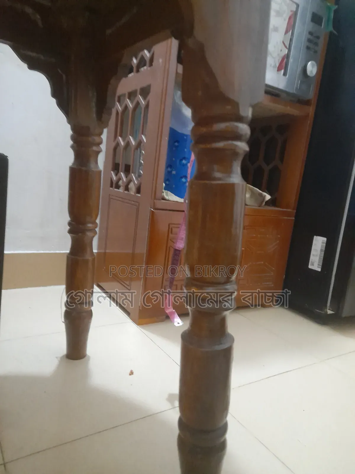 ৩৬/২৬ ছোট ডাইনিং টেবিল তিনটা চেয়ার
