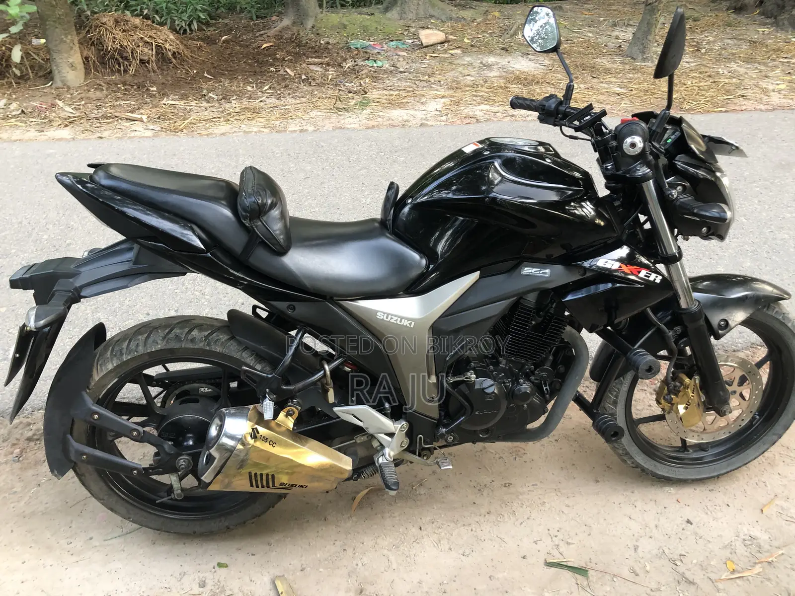 সুজুকি জিক্সার ২০২২ কালো
