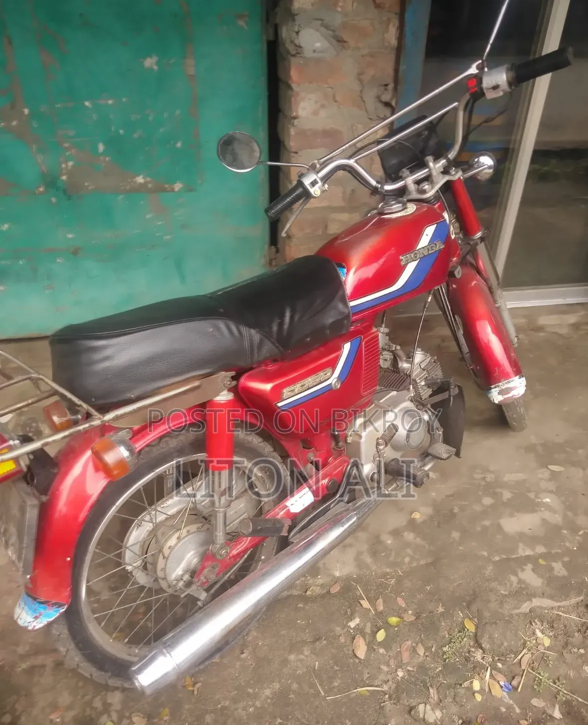 হোন্ডা ২০০০ রেড
