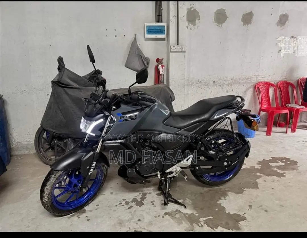Yamaha FZ 2025 Gray