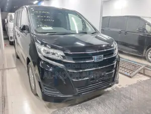 Toyota Noah 1.8 FWD Hybrid (7 seater) 2021 Black