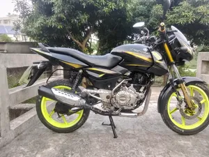 বাজাজ পালসার ১৫০ ২০১২ ব্ল্যাক