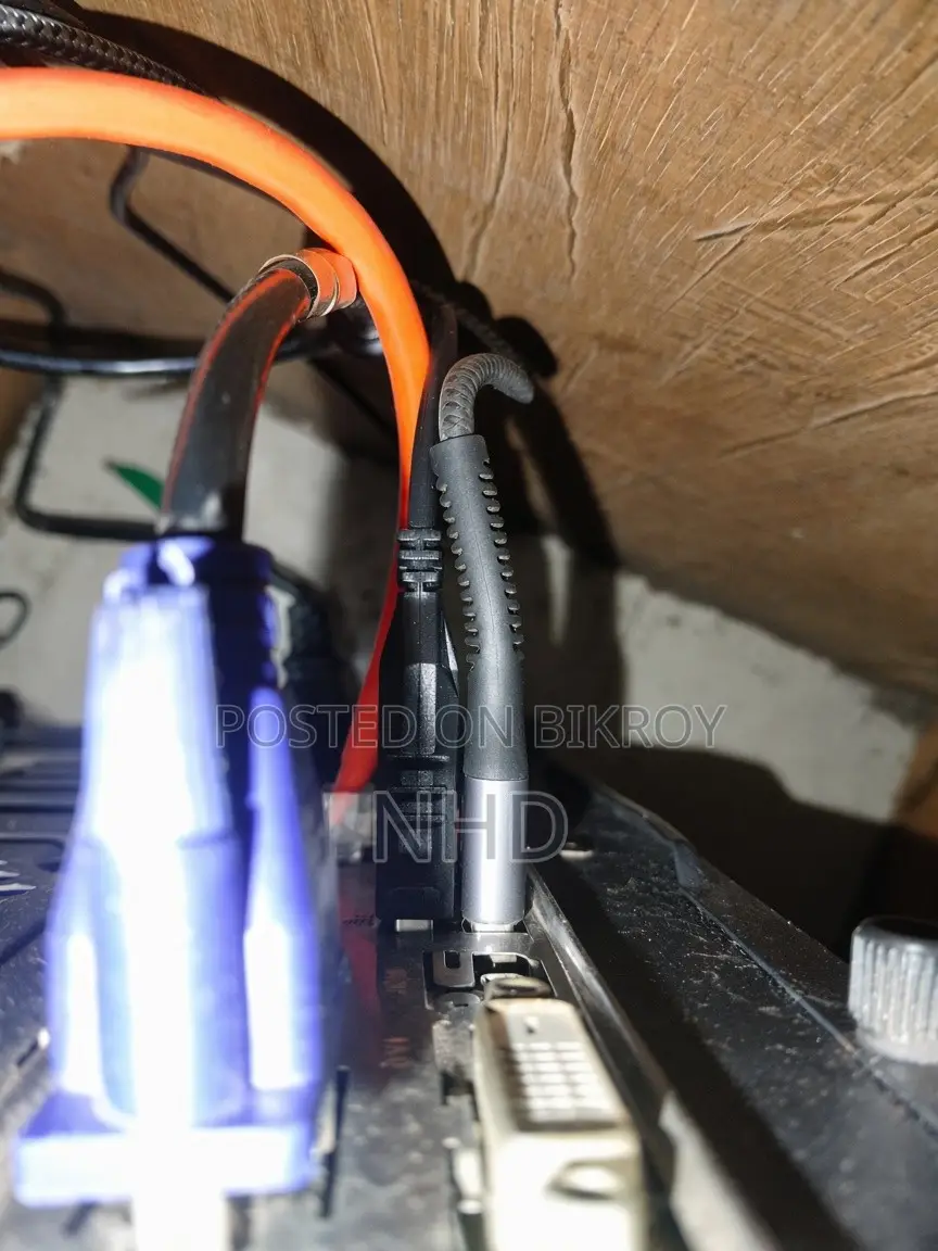 ডেস্কটপ কম্পিউটার গিগাবাইট GA-H110MSTX-HD3-ZK ৮জিবি এএমডি SSHD+SSD ৭৫০জিবি