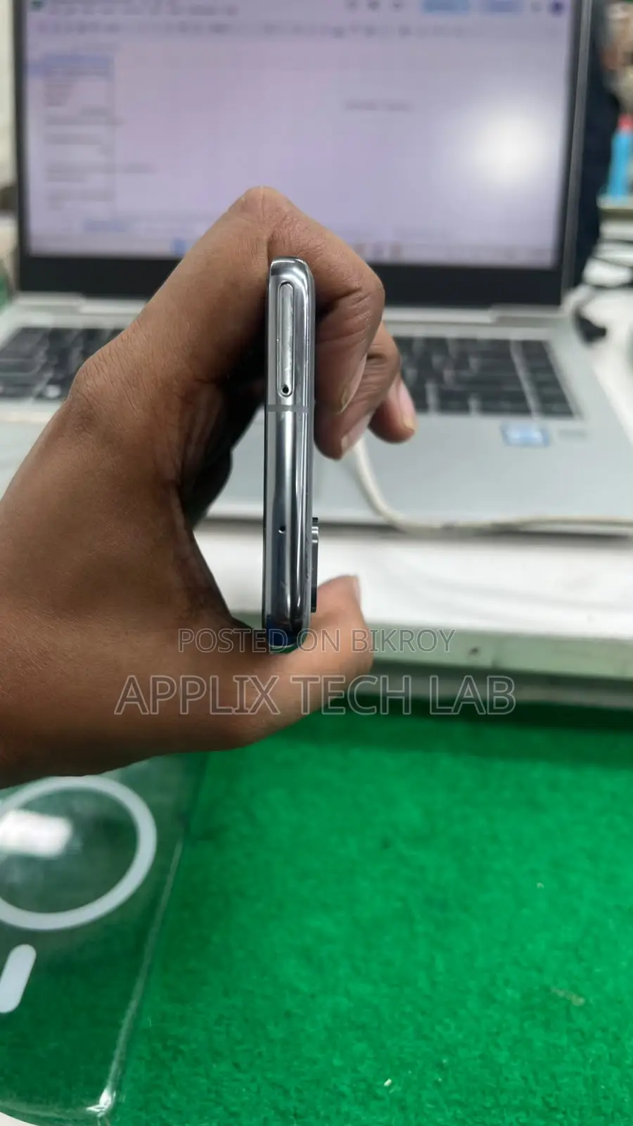স্যামসাং গ্যালাক্সি এস২০ ৫জি ইউডব্লিউ ১২৮ জিবি সিলভার