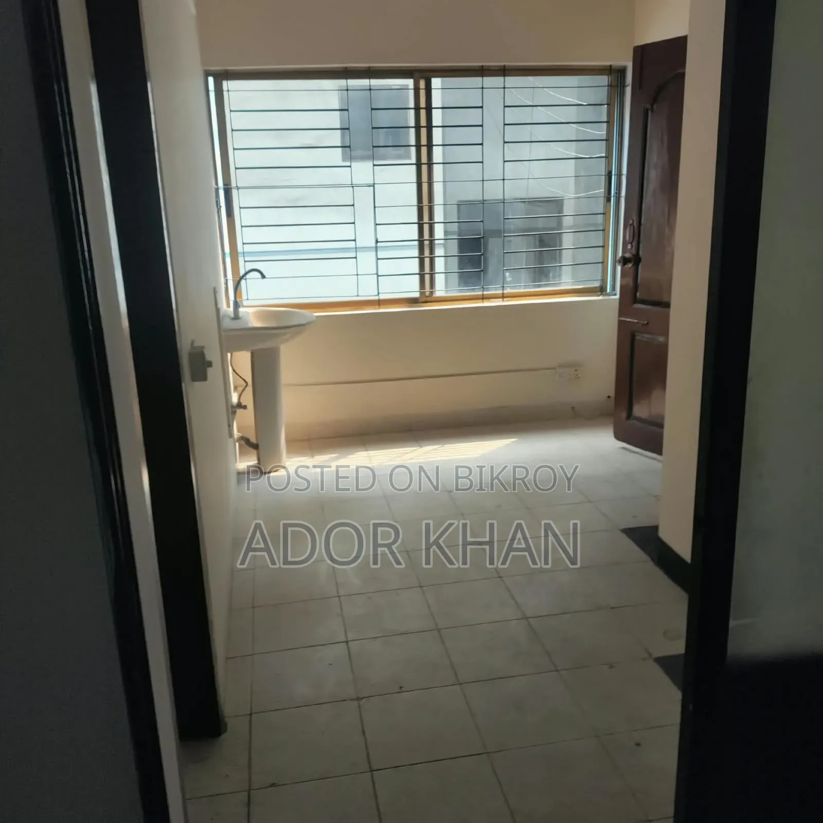 4 Bedroom Block of Flats in Regent Palace, Baridhara for rent