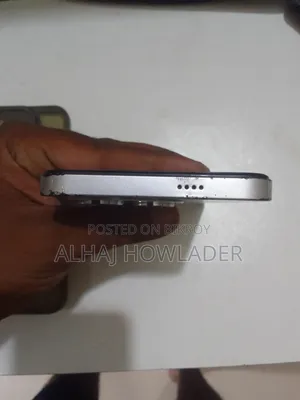 Tecno Spark Go 64 GB Silver