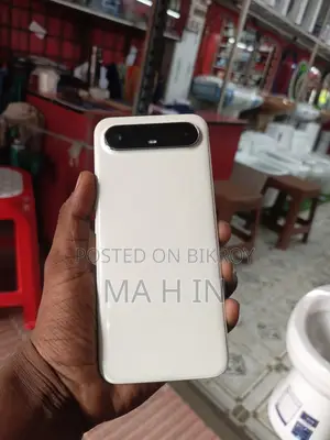 Tecno Pova Slim 5G 256 GB White