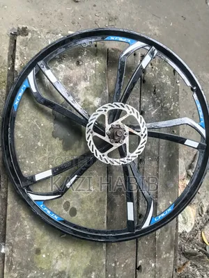 The front cycle rim is brand new.