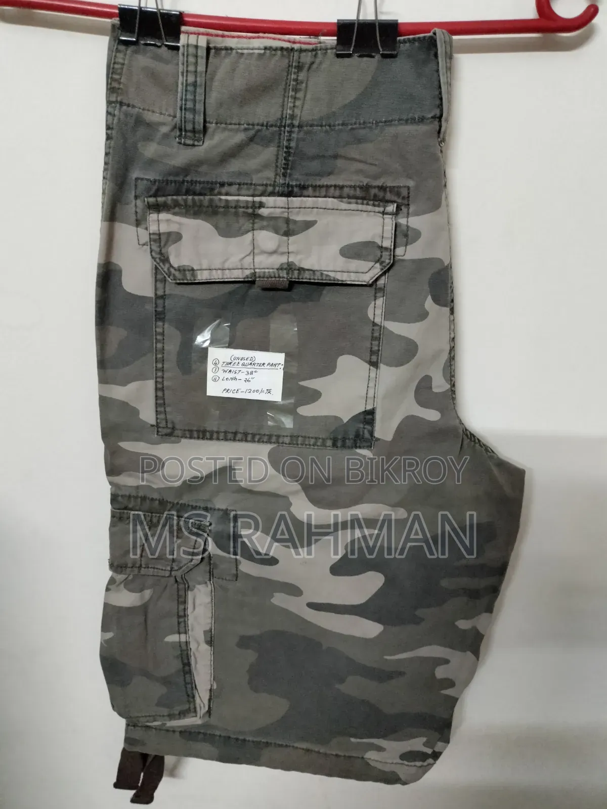 ARMY Green Color Three Quarter Pants. Size: Waist: 38", 36", 36" .