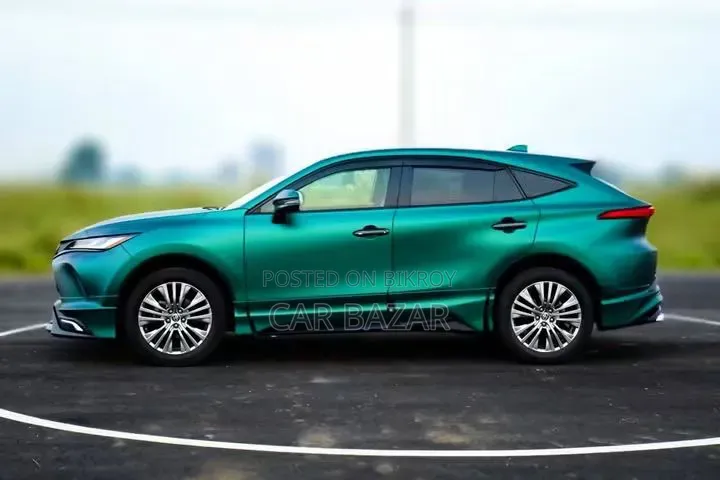 Toyota Harrier Z 2021 Green