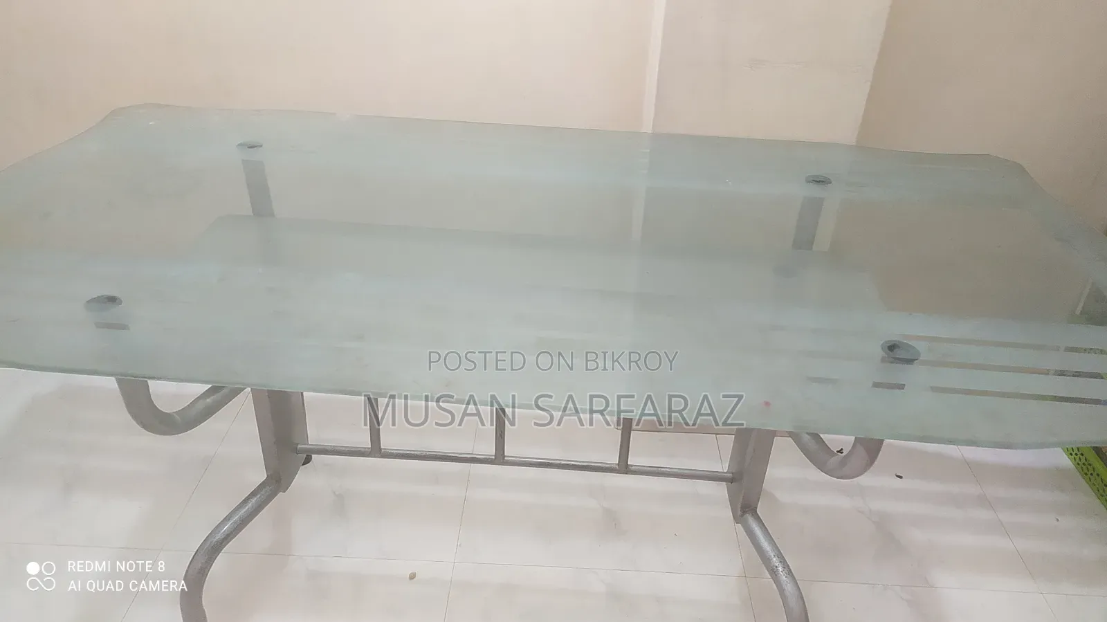 Double Glass Table