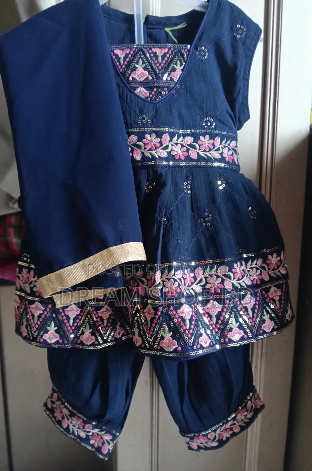 1-4 Years Branded Baby Girls 8 Pcs Nice Dresses