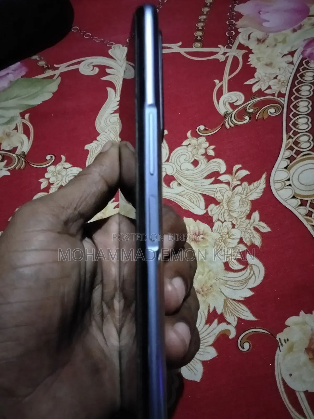 iQOO 128 GB Blue