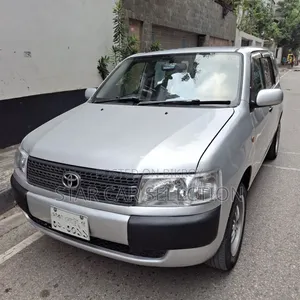 টয়োটা প্রবক্স ২০০৮ রূপালী