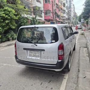 টয়োটা প্রবক্স ২০০৮ রূপালী