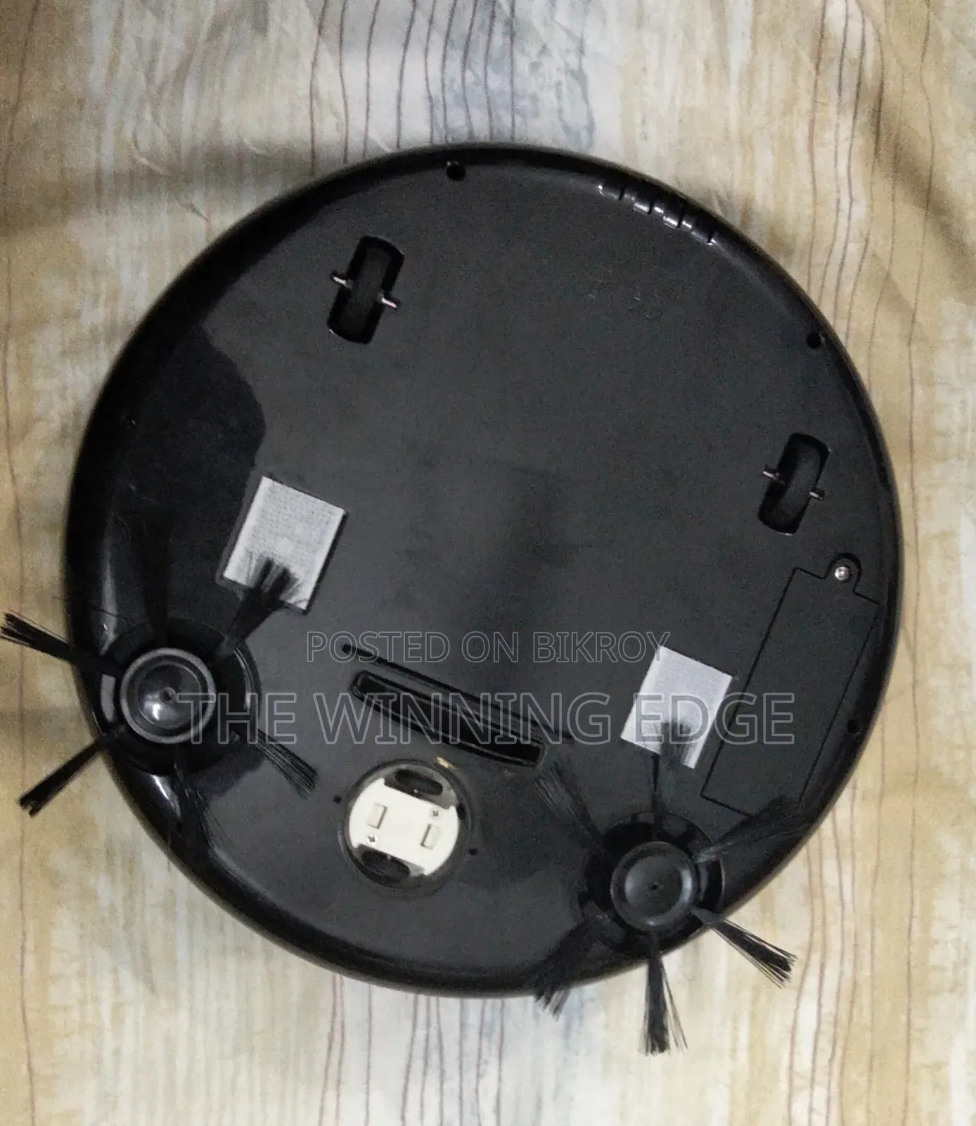 রোবটিক ভ্যাকুয়াম ক্লিনার
