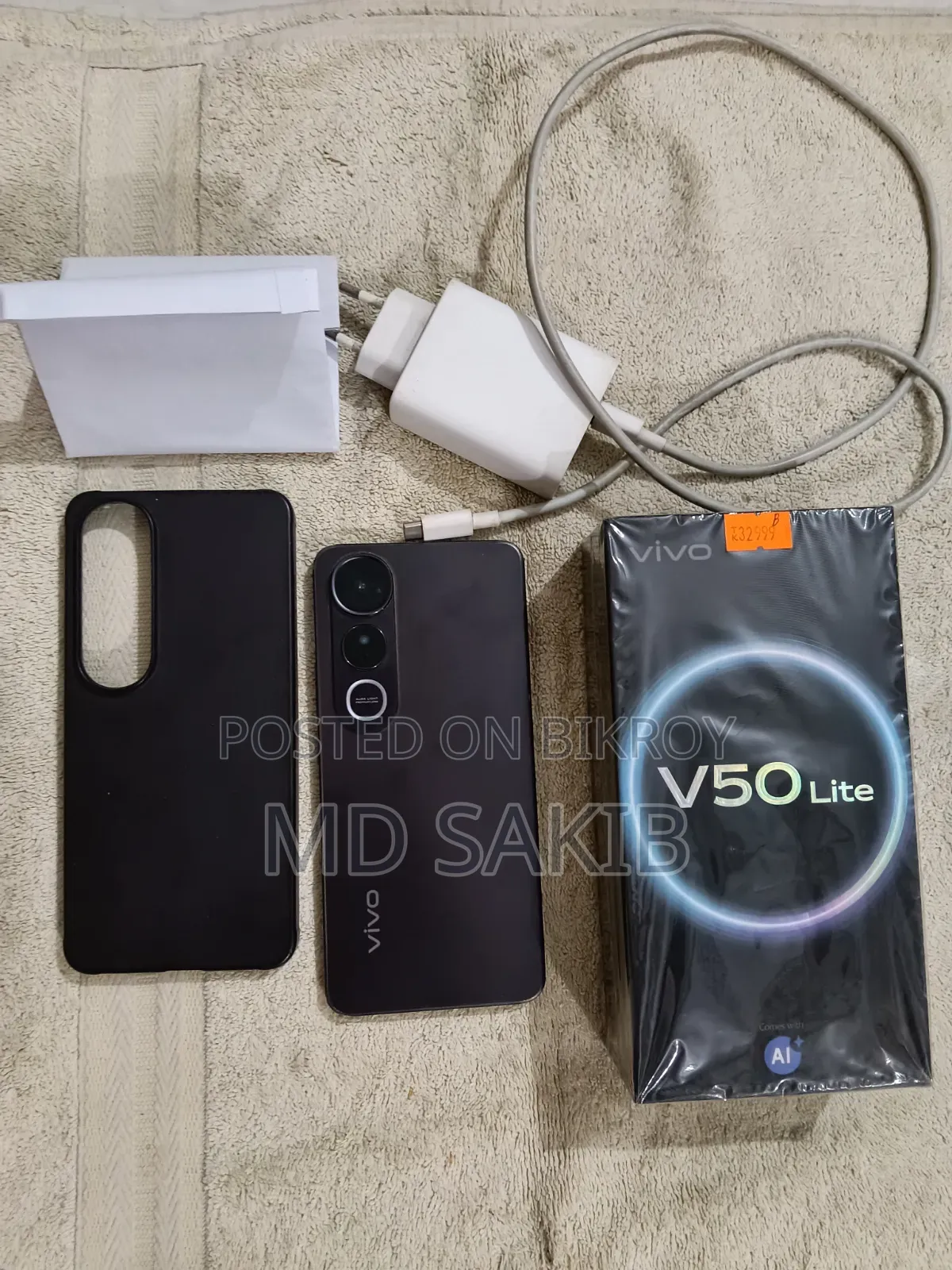 Vivo V50 Lite 4G ২৫৬ জিবি কালো