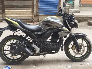 Suzuki Gixxer 2025 Gray