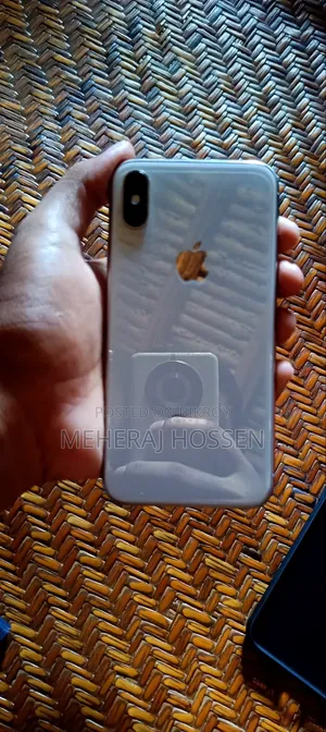 New Apple iPhone X 64 GB White